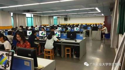 院系巡禮 | 計算機與信息工程學(xué)院 構(gòu)筑數(shù)字時代的“芯”與“智”引擎